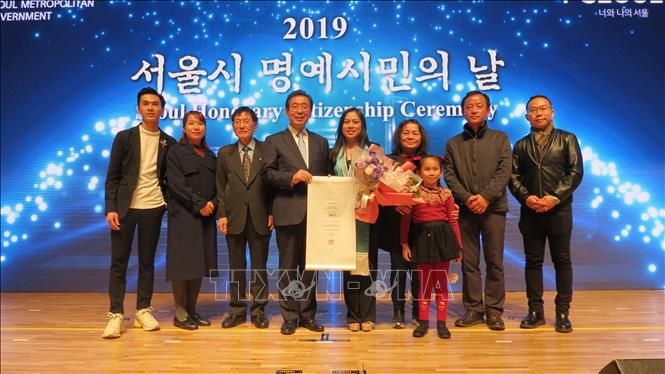 Công dân Việt Nam đầu tiên được vinh danh công dân danh dự Seoul