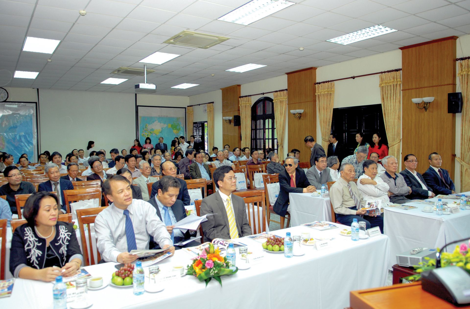 30 nam bao the gioi viet nam qua nhung buc anh