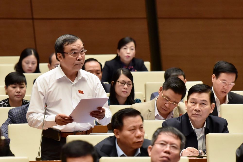 Đại biểu Nguyễn Bá Sơn (TP. Đà Nẵng). Quốc hội thảo luận về tình hình kinh tế-xã hội và ngân sách nhà nước