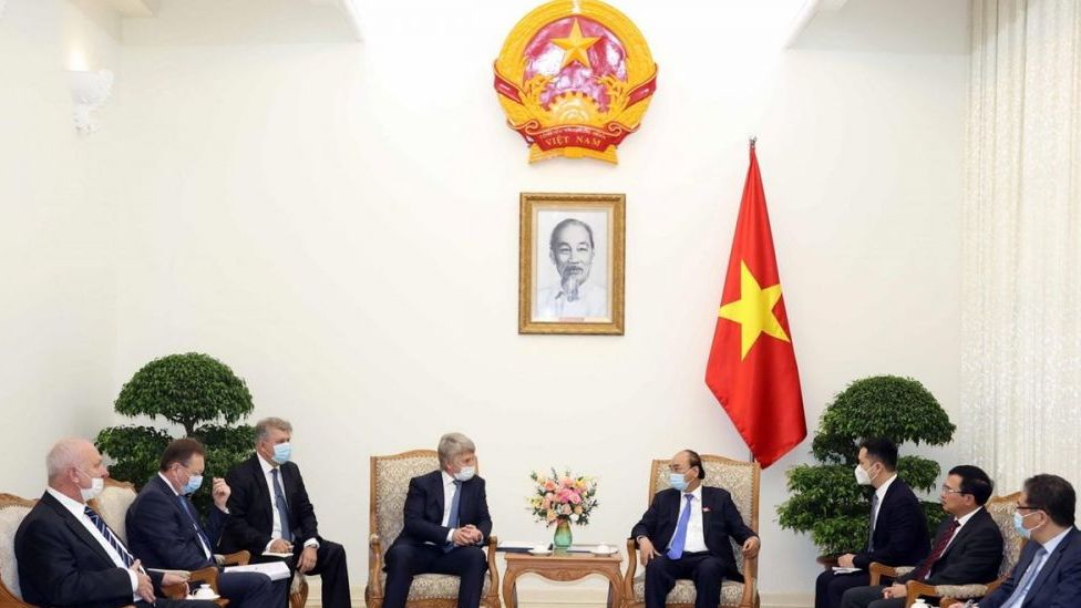 Thủ tướng tiếp Đại sứ Nga tại Việt Nam và Chủ tịch Tập đoàn Novatek