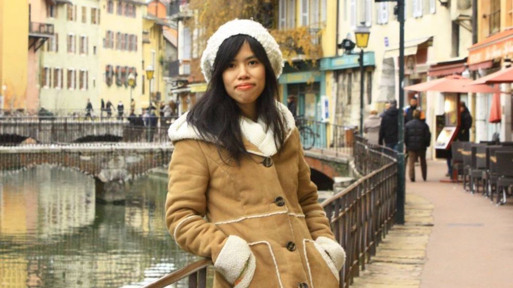 Những người dịch thư thầm lặng, kết nối con người Việt-Pháp