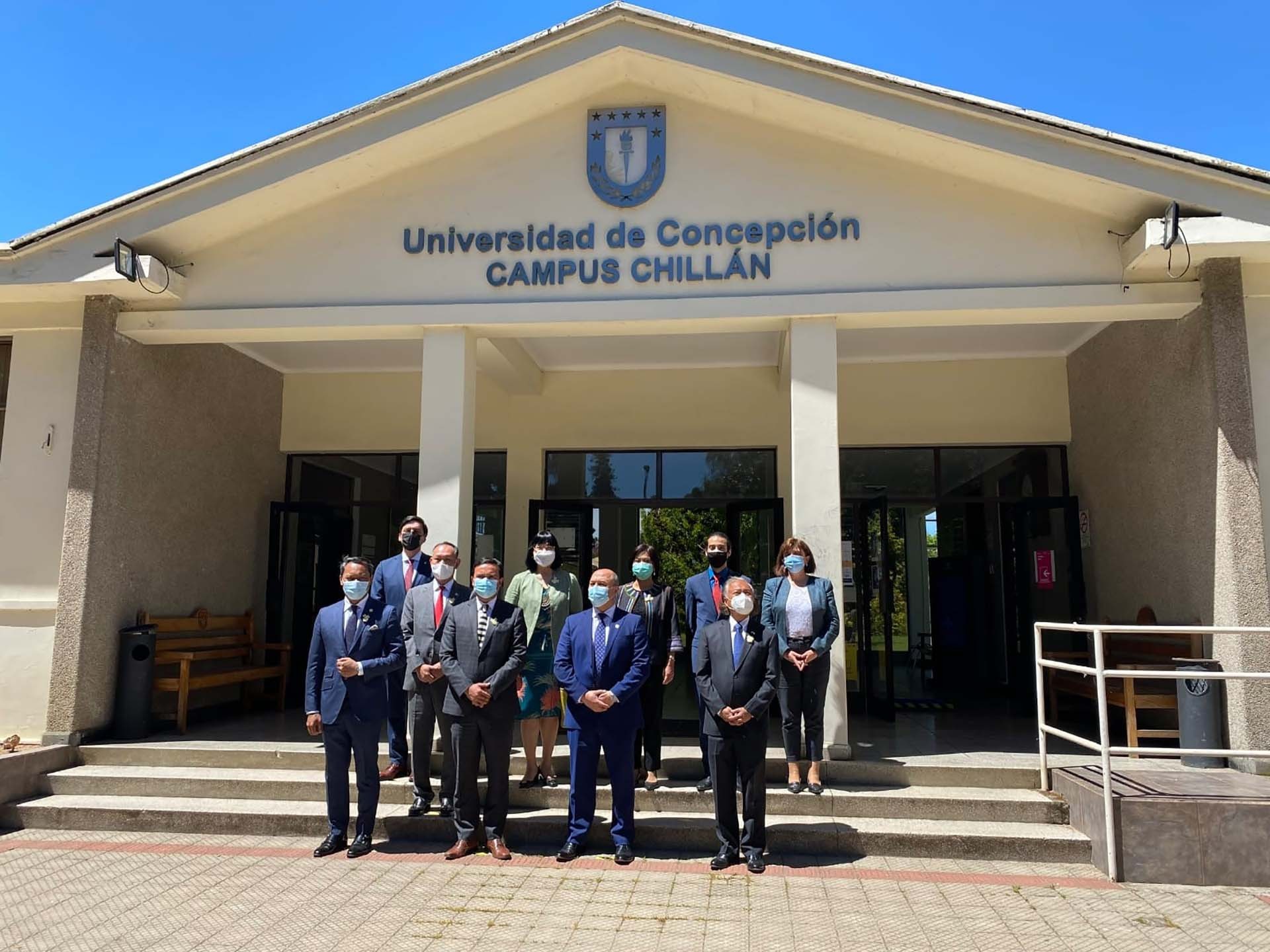 Các Đại sứ ASEAN thăm phân viện Đại học Concepcion tại TP Chillan Các Đại sứ ASEAN thăm phân viện Đại học Concepcion tại TP Chillan