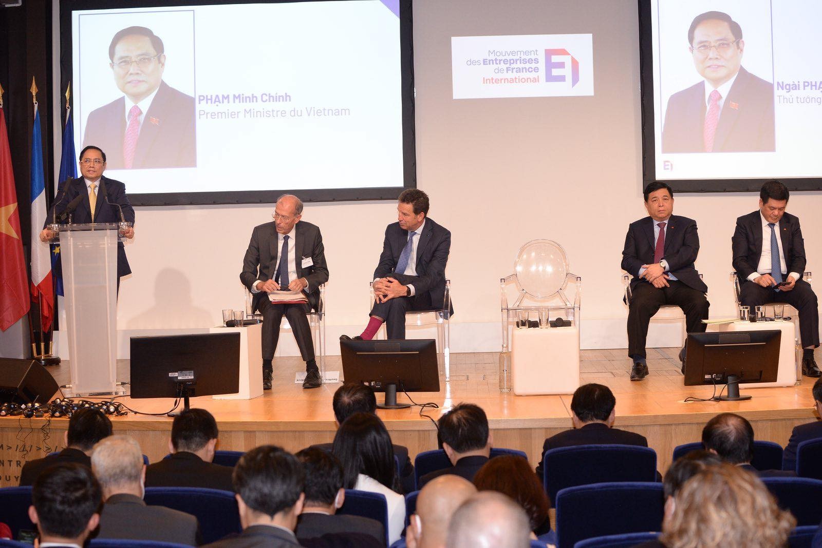 Tin tưởng các thỏa thuận hợp tác Việt Nam-Pháp sớm thành hiện thực Tin tưởng các thỏa thuận hợp tác Việt Nam-Pháp sớm thành hiện thực