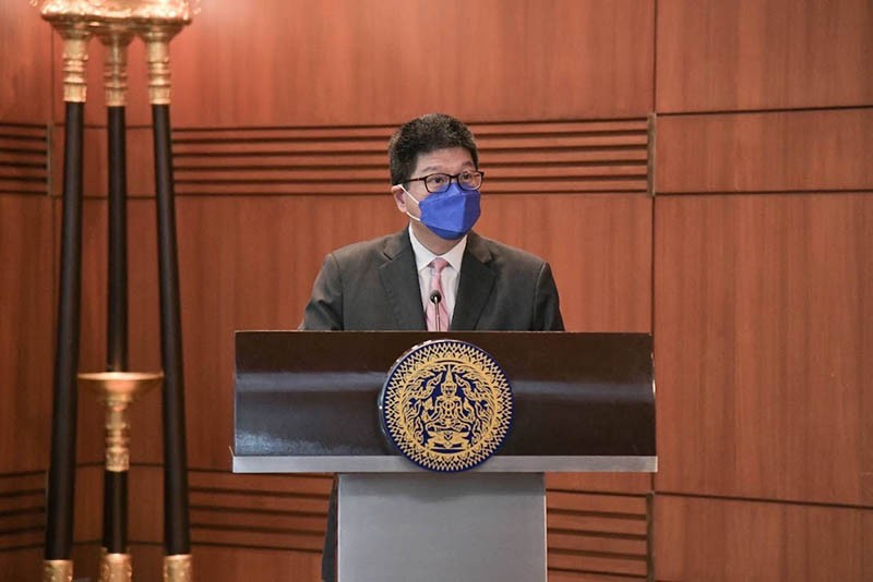 Ông Thani Thongphakdi, Bí thư thường trực Ngoại giao phát biểu tại Lễ trao tặng