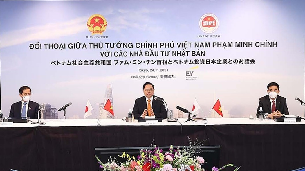 Thủ tướng tiếp lãnh đạo các tập đoàn kinh tế, trường đại học và đối thoại với các nhà đầu tư hàng đầu Nhật Bản