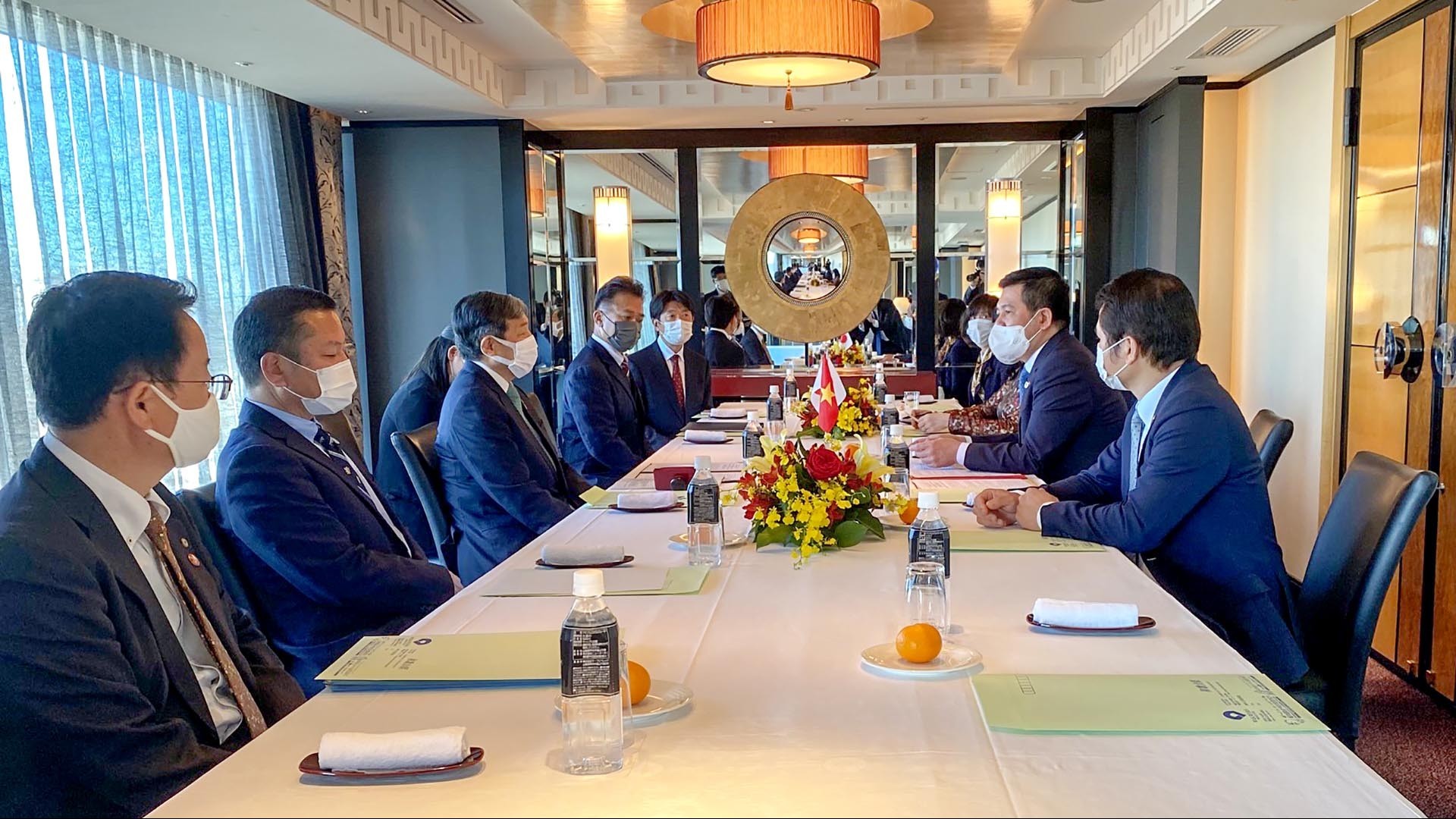 Thúc đẩy hợp tác trong lĩnh vực thương mại và công nghiệp giữa Bộ Công Thương và tỉnh Wakayama, Nhật Bản