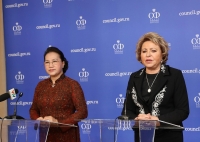 chu tich quoc hoi nguyen thi kim ngan tiep dai su lao