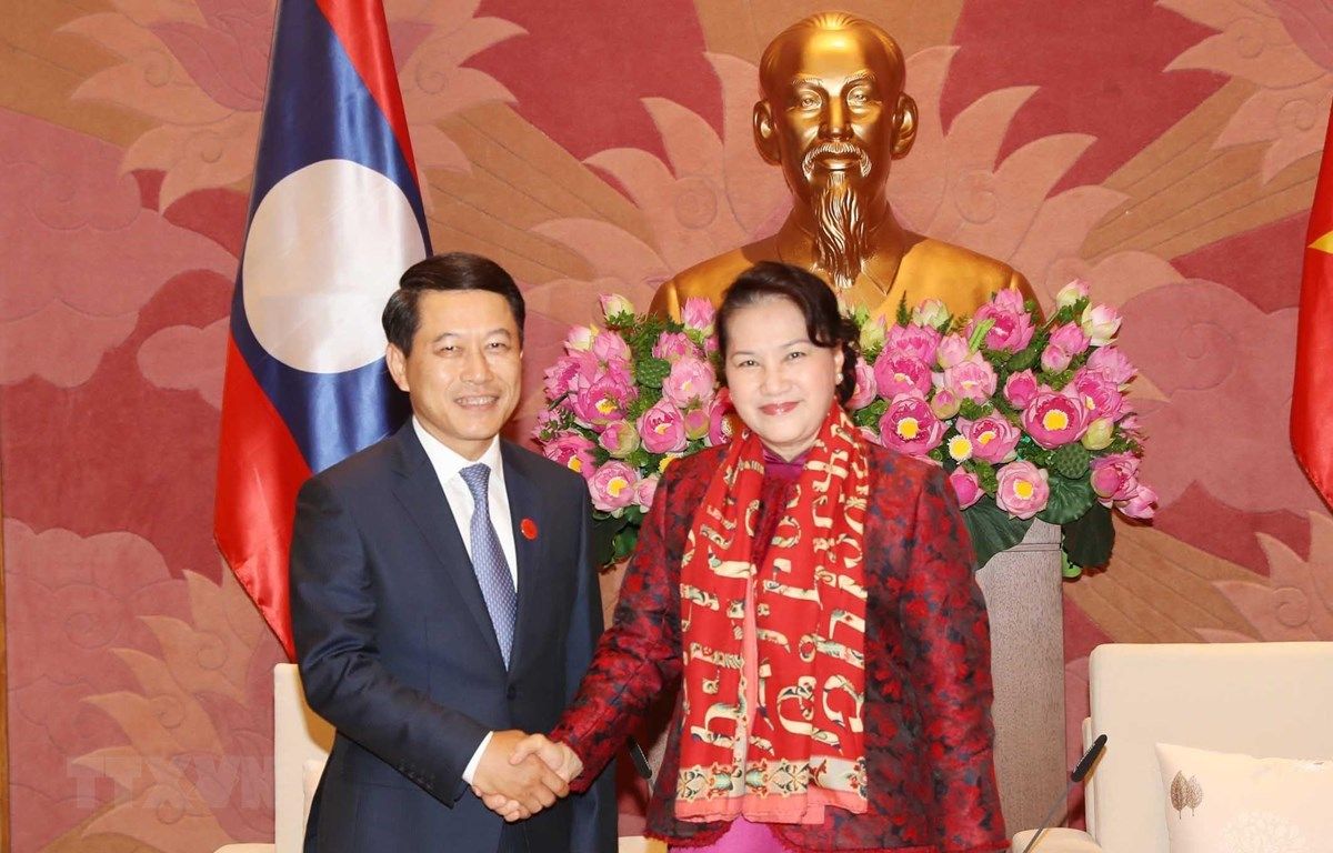Chủ tịch Quốc hội Nguyễn Thị Kim Ngân tiếp Bộ trưởng Ngoại giao Lào