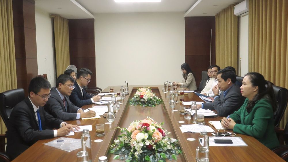 Thứ trưởng Nguyễn Minh Vũ làm việc với Sở Ngoại vụ tỉnh Quảng Trị.