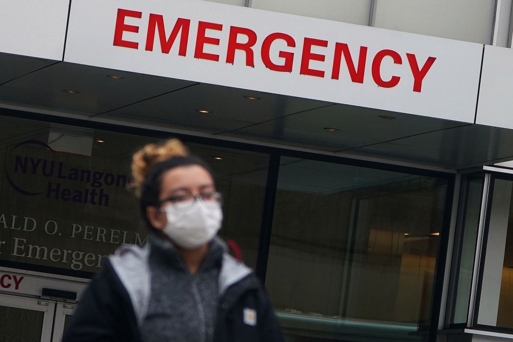 Đại dịch Covid-19 là thách thức an ninh phi truyền thống lớn nhất của thế giới trong năm 2020. (Nguồn: Reuters)