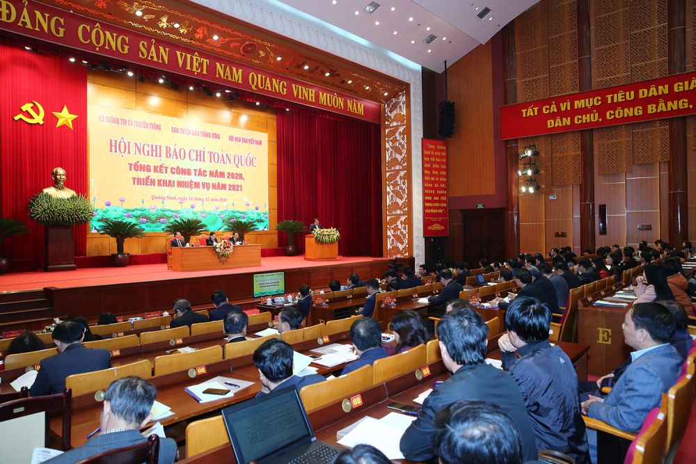 Báo chí đóng góp vào sự phát triển của đất nước