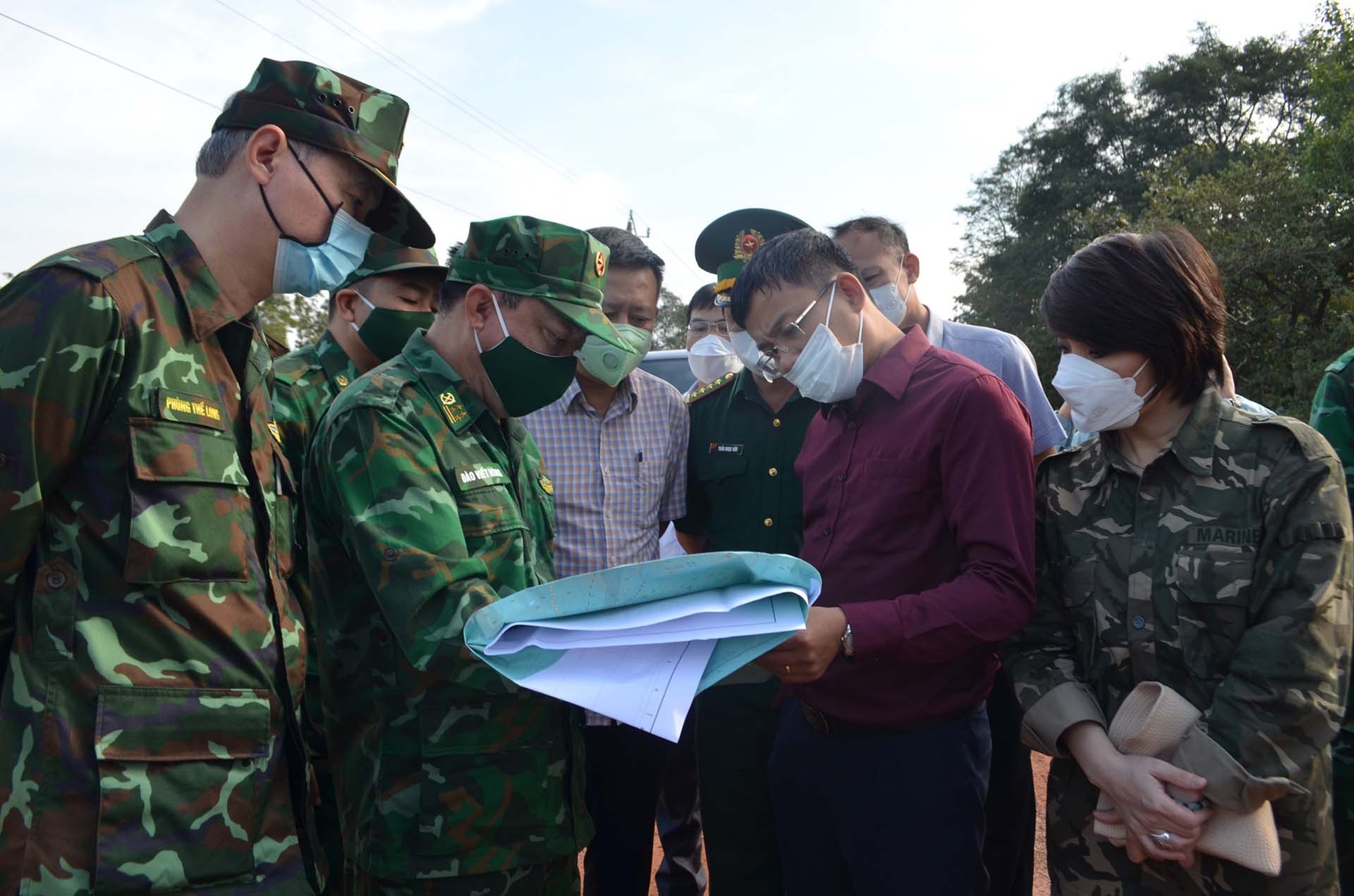 Thứ trưởng Ngoại giao Nguyễn Minh Vũ làm việc với các tỉnh Kon Tum, Gia Lai, Đắk Lắk về công tác biên giới Thứ trưởng Ngoại giao Nguyễn Minh Vũ làm việc với các tỉnh Kon Tum, Gia Lai, Đắk Lắk về công tác biên giới