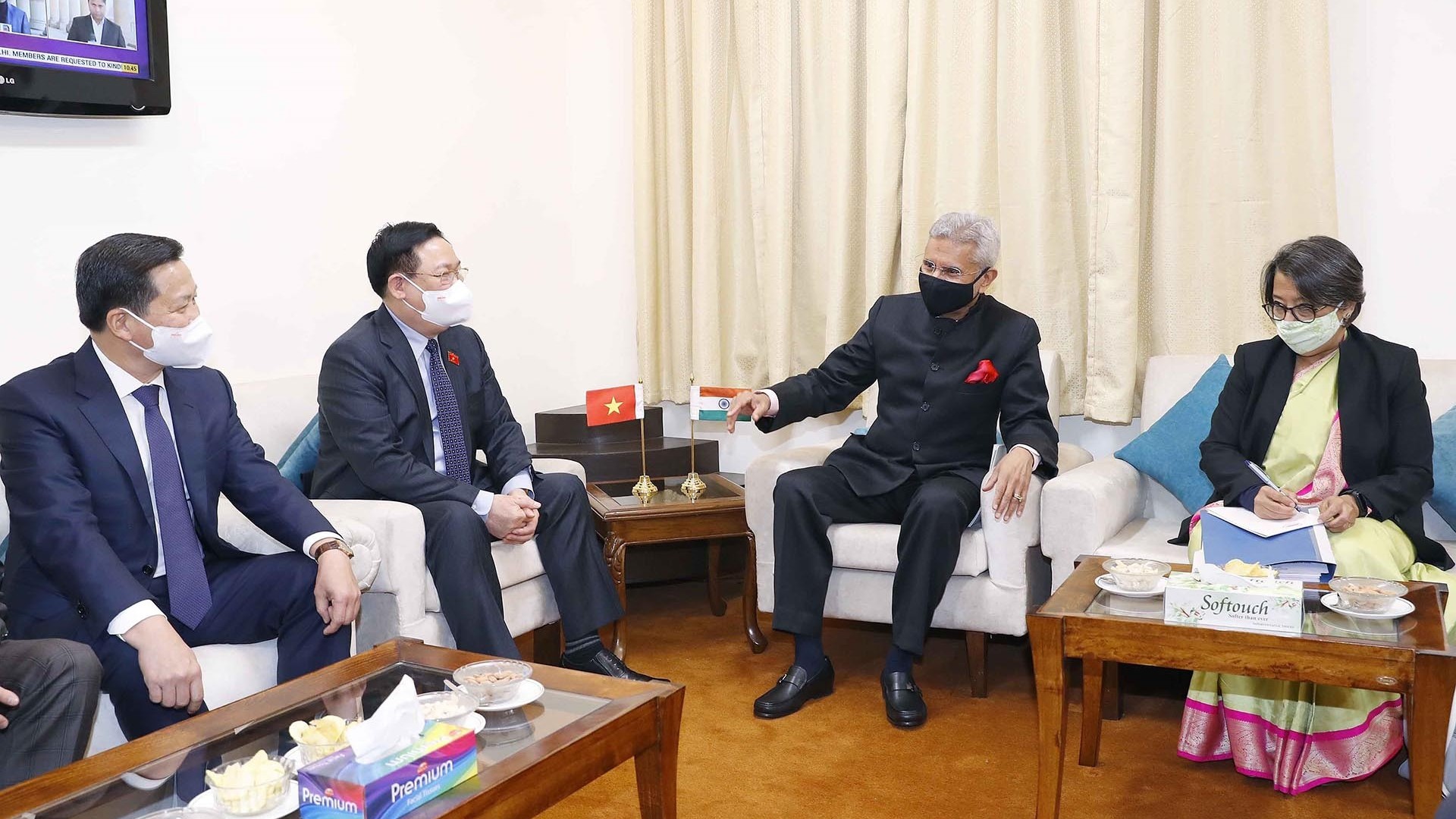 Chủ tịch Quốc hội Vương Đình Huệ tiếp Bộ trưởng Ngoại giao Ấn Độ S. Jaishankar