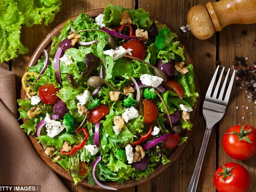 Cảnh báo nguy cơ sinh non do ăn chay