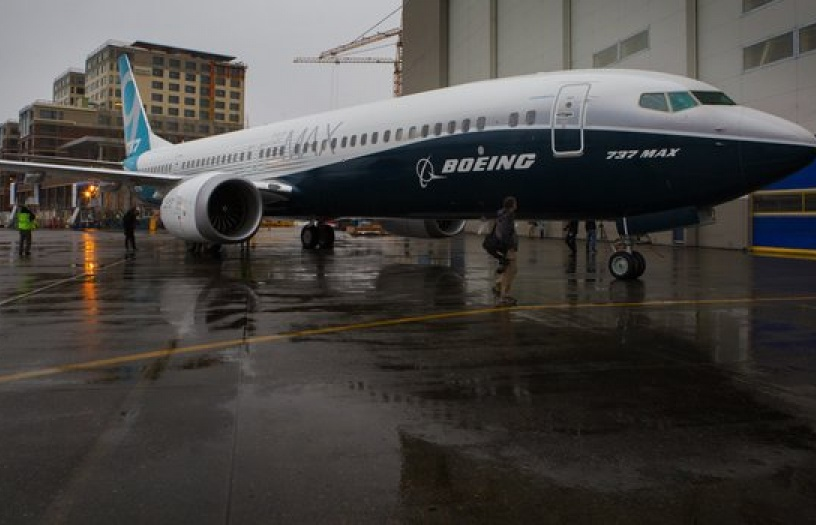 Boeing phát triển máy bay tầm trung cạnh tranh với Airbus