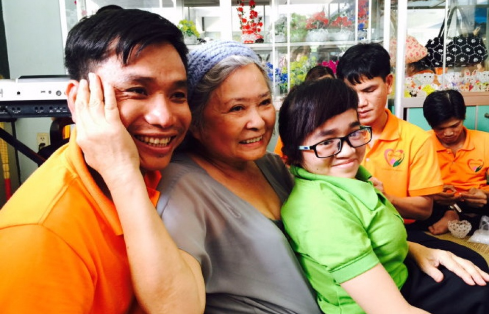 Giới thiệu tự truyện về các nạn nhân chất độc màu da cam tại Pháp