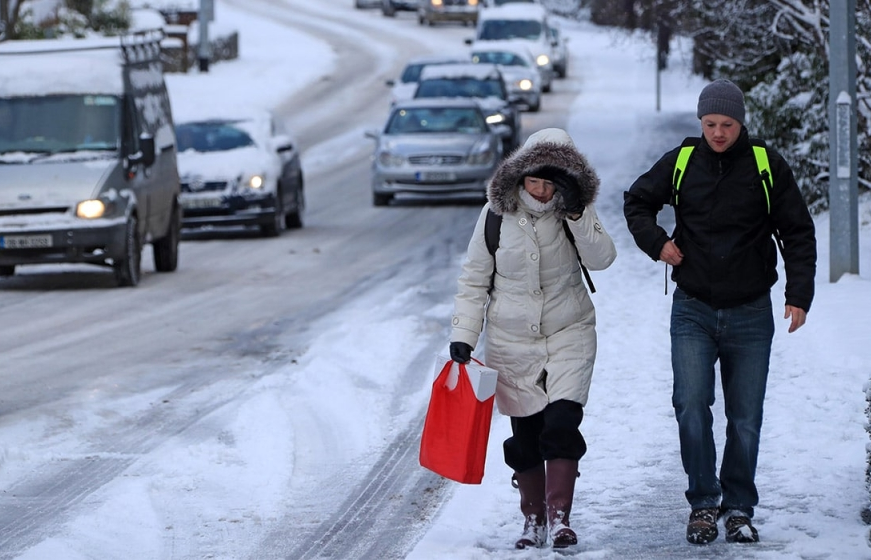 Bão tuyết tồi tệ nhất tại Ireland trong gần 4 thập kỷ