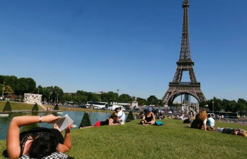 Sách vẫn là món quà yêu thích của người Pháp