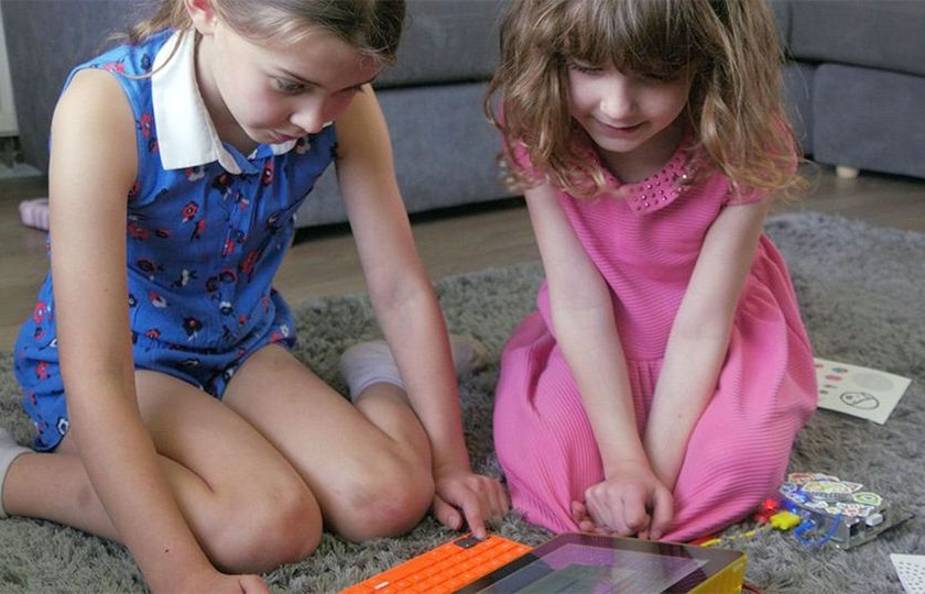 Bé 7 tuổi xin làm kiểm duyệt sản phẩm cho Google