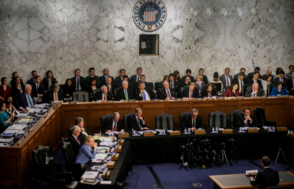 Mark Zuckerberg điều trần trước Quốc hội Mỹ