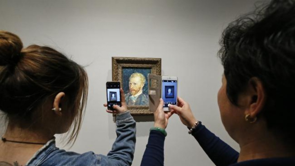 Đổ xô đi xem triển lãm tranh Van Gogh quy mô nhất Australia do xo di xem trien lam tranh van gogh quy mo nhat australia