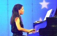 hoa nhac tai phap gay quy hoc bong cho sinh vien viet nam