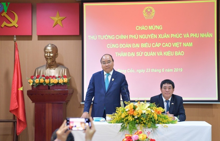 Thủ tướng Nguyễn Xuân Phúc thăm Đại sứ quán Việt Nam và gặp gỡ kiều bào tại Thái Lan