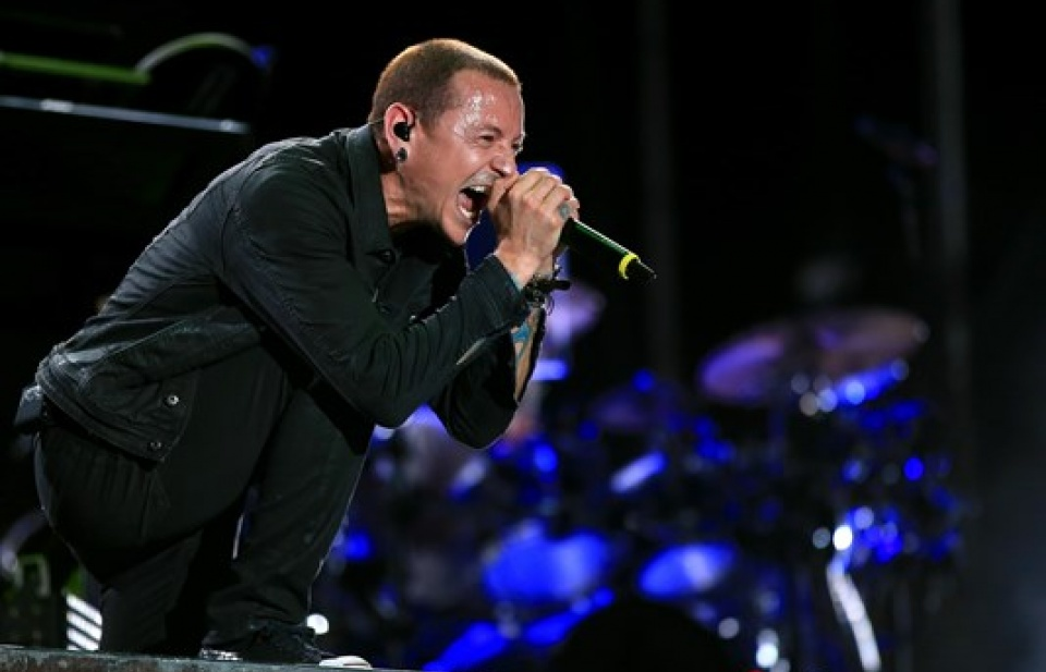Linkin Park hủy lưu diễn sau cái chết của Chester Bennington