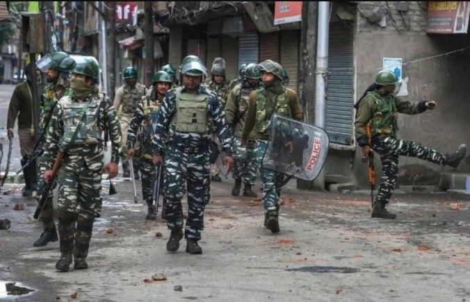 Anh, Đức, Australia khuyến cáo công dân tránh tới vùng Kashmir