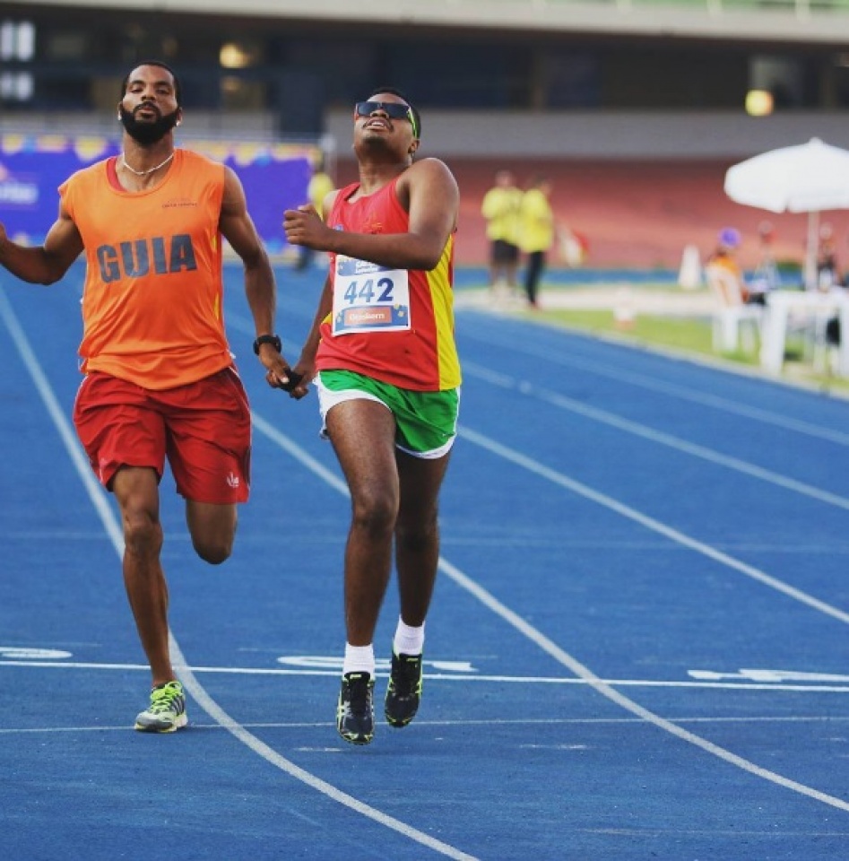 Nghị lực phi thường của nhiếp ảnh gia khiếm thị tại Paralympic Rio nghi luc phi thuong cua nhiep anh gia khiem thi tai paralympic rio