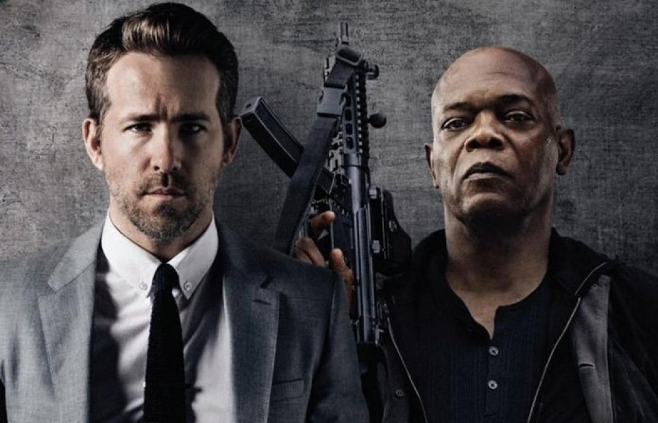 "Vệ sĩ sát thủ" dẫn đầu 3 tuần liên tiếp