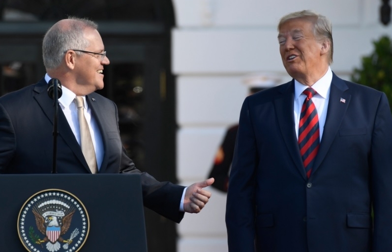 Duy trì biện pháp ngoại giao, Tổng thống Trump ca ngợi mối quan hệ với Chủ tịch Kim Jong-un