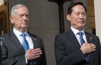 bo truong quoc phong my muon cam dien thoai di dong o lau nam goc