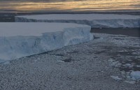 nam phi xem xet mua nui bang tu nam cuc de chong han han