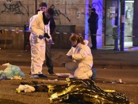 jerusalem tan cong bang xe tai gan 20 nguoi thuong vong