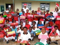 bien nguoi chen chan tren pho di bo ha noi trong dem giang sinh