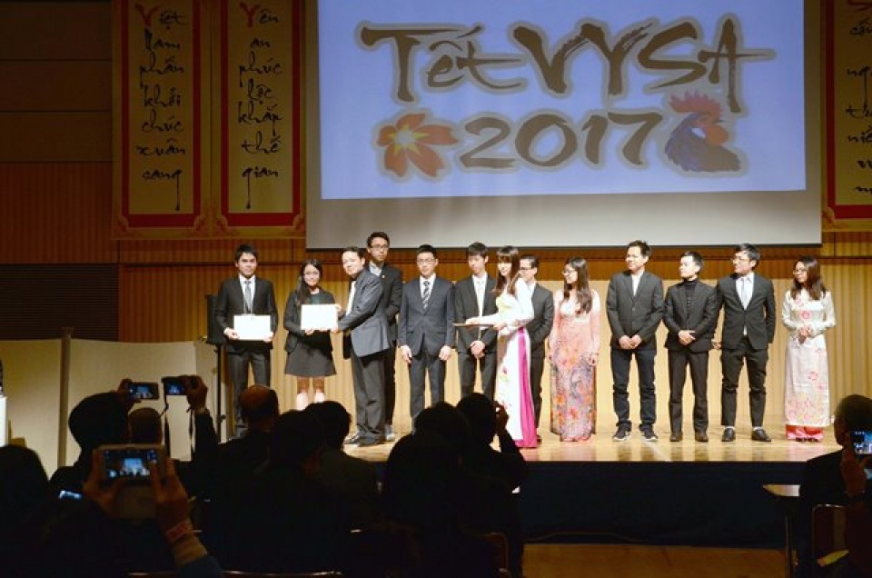 Tết Đinh Dậu ấm áp với thanh niên, sinh viên Việt Nam tại Nhật Bản