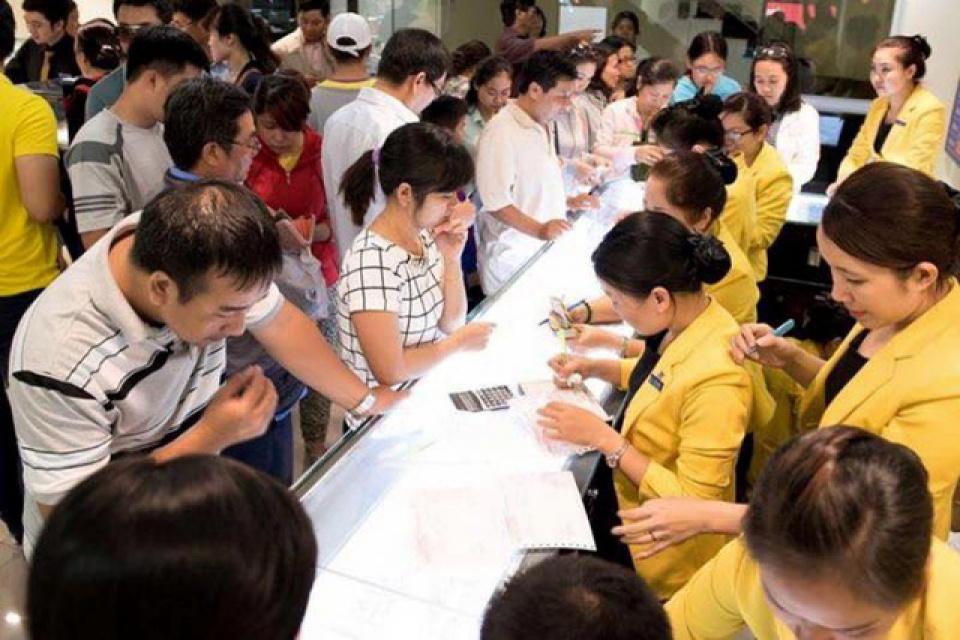 Đổ xô đi mua vàng ngày vía Thần Tài, vì sao?