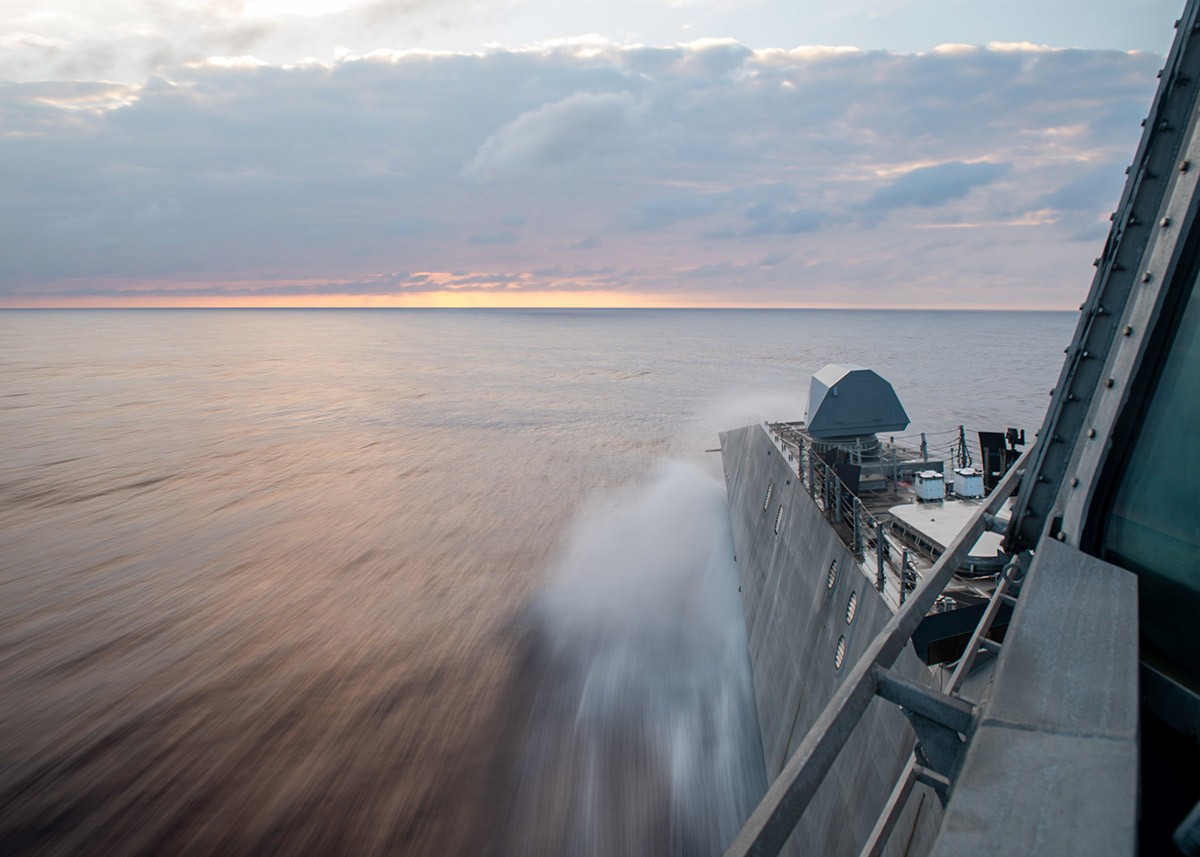 ndependence-variant littoral combat ship USS Charleston (LCS 18) transits the South China Sea at full power. (Official photo by U.S. Navy) ndependence-variant littoral combat ship USS Charleston (LCS 18) transits the South China Sea at full power. (Official photo by U.S. Navy)