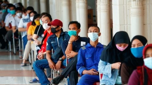 Ngoại giao vaccine biến BRI của Trung Quốc thành Con đường Tơ lụa Y tế, vì sao?