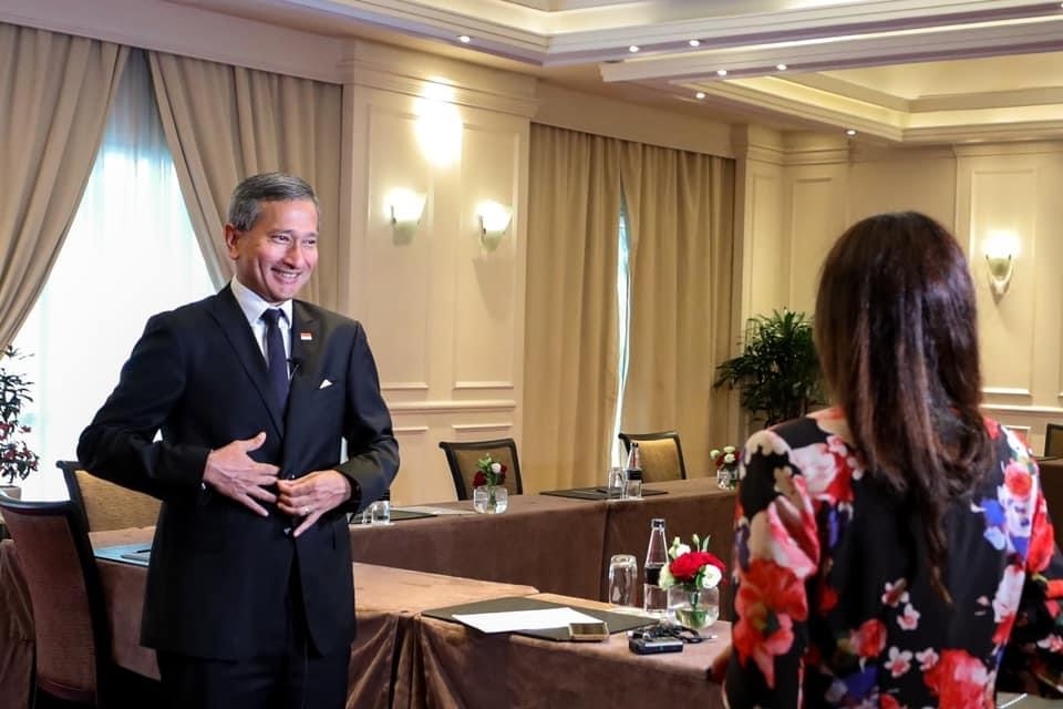 Hoạt động của Bộ trưởng Ngoại giao nước ngoài đầu tiên thăm Việt Nam trong năm 2021