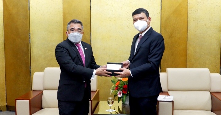 Chiều 22/4/2022, Phó Chủ tịch thường trực UBND thành phố Hồ Kỳ Minh đã tiếp ông Meynardo LB. Montealegre, Đại sứ đặc mệnh toàn quyền Philippines tại Việt Nam nhân chuyến thăm và làm việc tại Đà Nẵng.