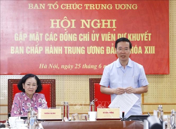Gặp mặt các đồng chí Ủy viên dự khuyết Ban Chấp hành Trung ương Đảng khóa XIII Gặp mặt các đồng chí Ủy viên dự khuyết Ban Chấp hành Trung ương Đảng khóa XIII