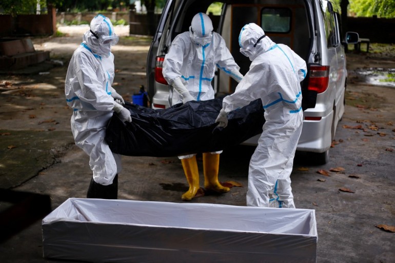 Số ca mắc và tử vong tăng vọt, Myanmar được Nga hứa cung cấp 2 triệu liều vaccine Covid-19. (Nguồn: AFP) Số ca mắc và tử vong tăng vọt, Myanmar được Nga hứa cung cấp 2 triệu liều vaccine Covid-19. (Nguồn: AFP)