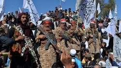 Tình hình Afghanistan: Taliban thiệt hại nặng, Nga tăng quân, gấp đôi khí tài tập trận ở biên giới Tajikistan