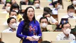 Chống dịch Covid-19: Quyết liệt nhưng không thái quá, cách ly mà không tách rời