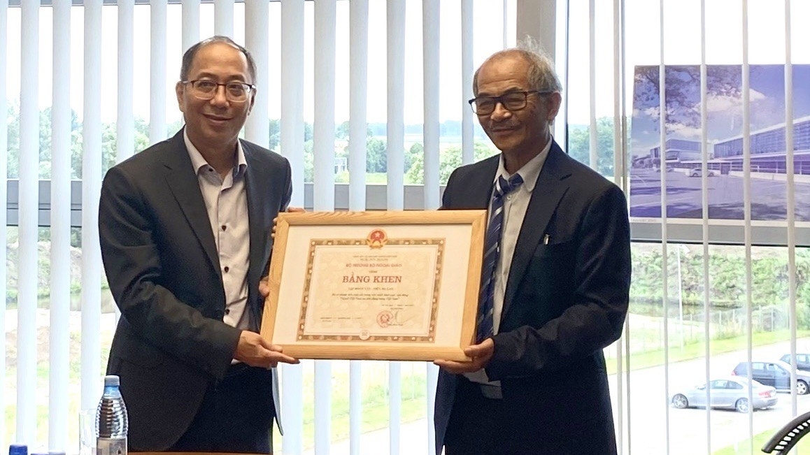 Đại sứ Việt Nam tại Ba Lan thăm làm việc tại thành phố cảng Gdansk