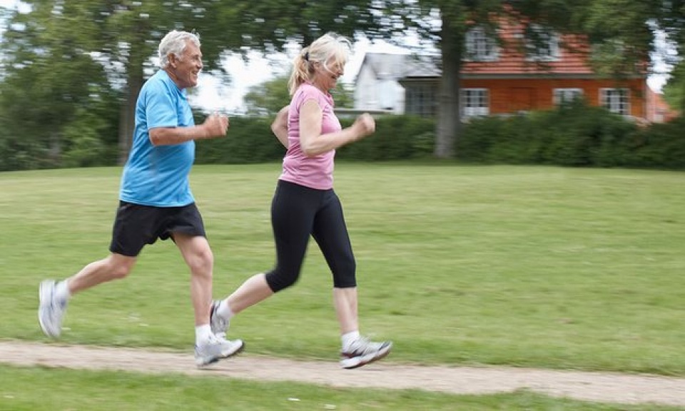 Tập luyện thường xuyên để giảm tác hại của rượu, bia