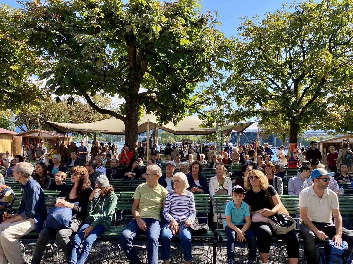 Nhộn nhịp các hoạt động xúc tiến thương mại và quảng bá văn hoá Việt Nam tại Thụy Sỹ