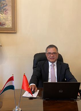 viet nam doi tac quan trong trong chinh sach huong dong cua hungary